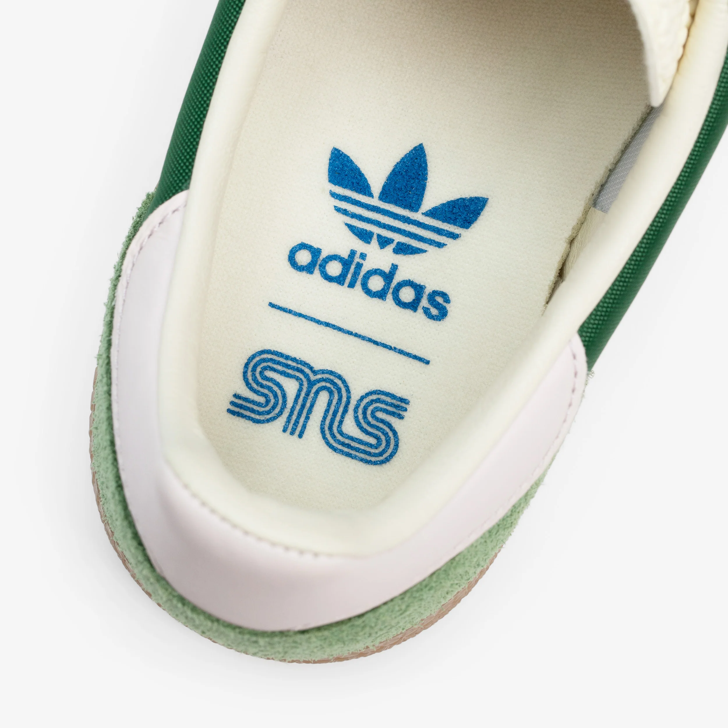 SNS GT II London - Image 11