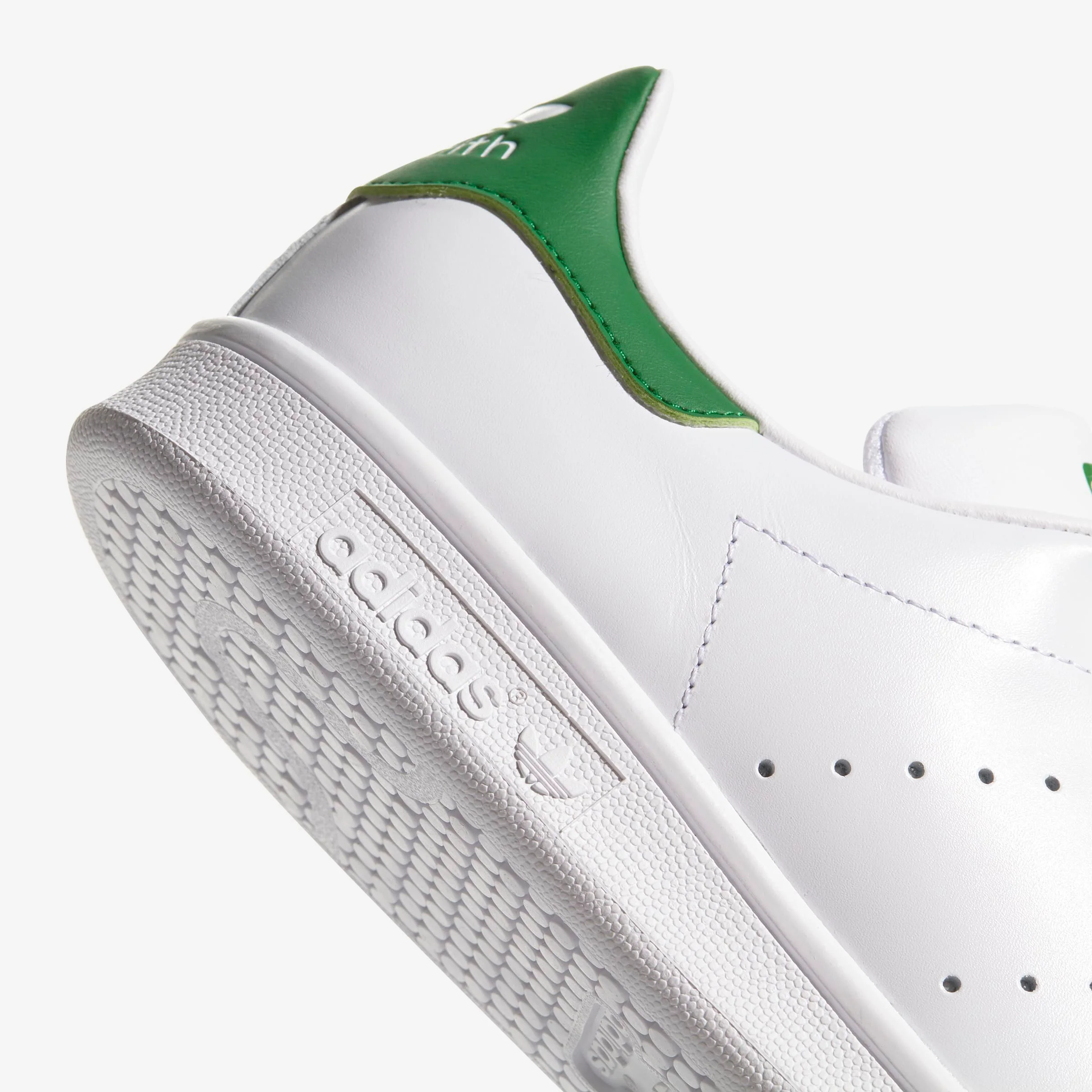 Stan Smith - Image 8