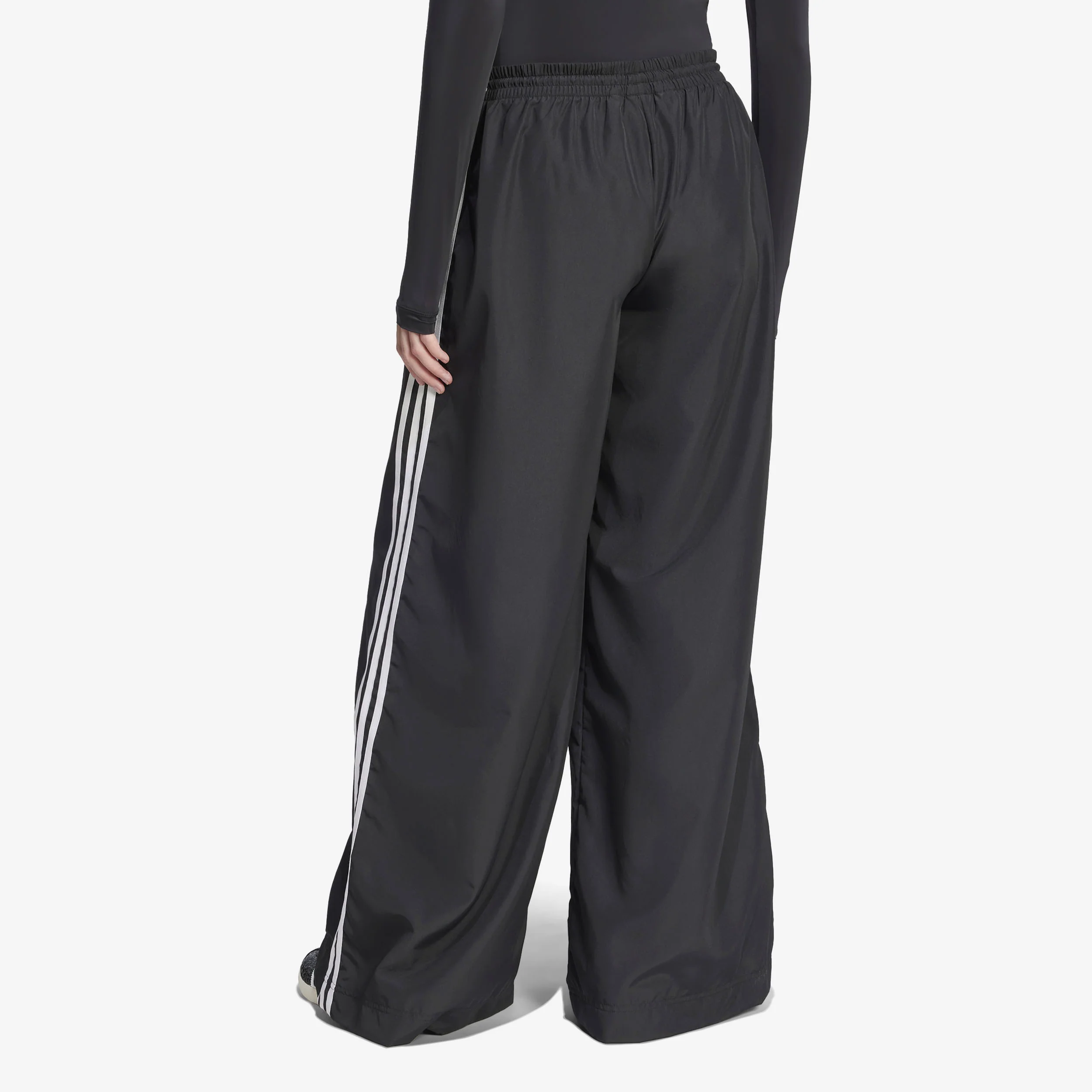 Wmns Adilenium Season 3 Oversized Track Pant - Image 3