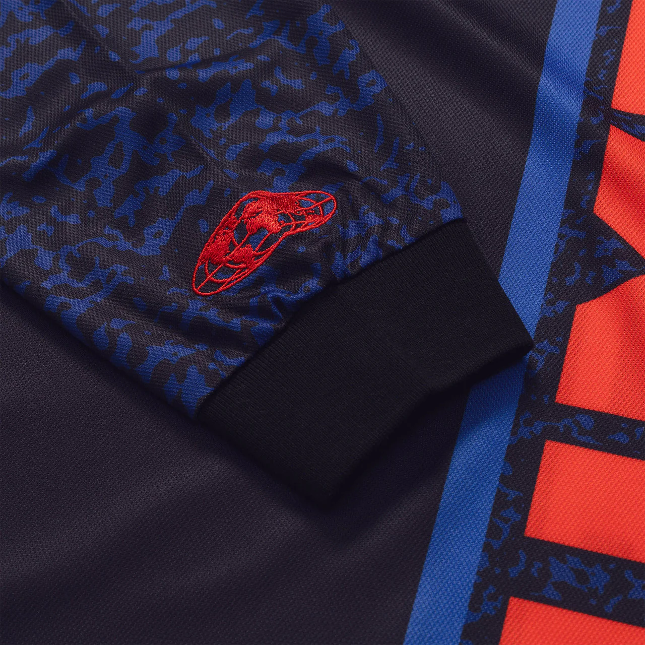 Goalie Long Sleeve Jersey x Umbro - Image 6