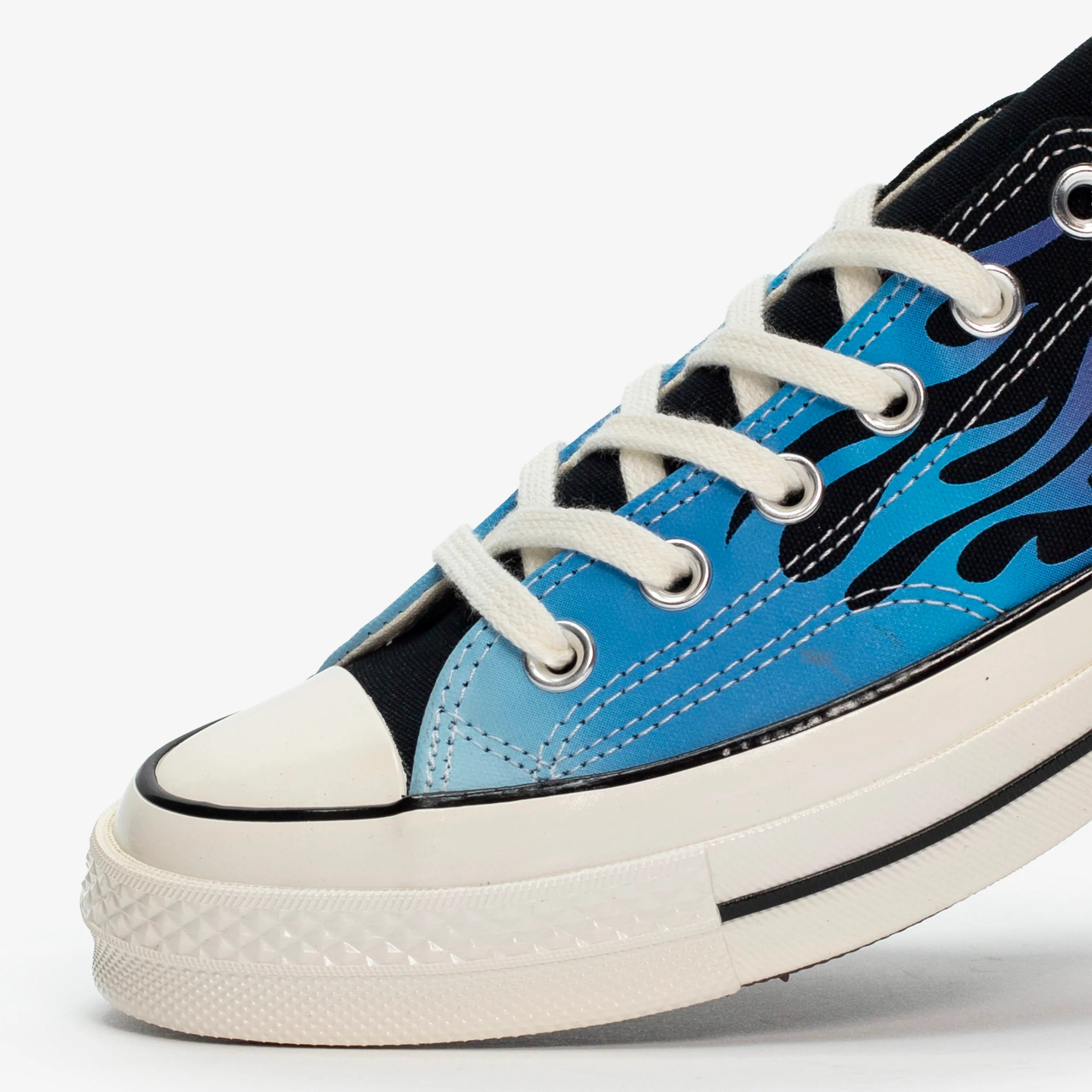 Chuck 70 - Image 8