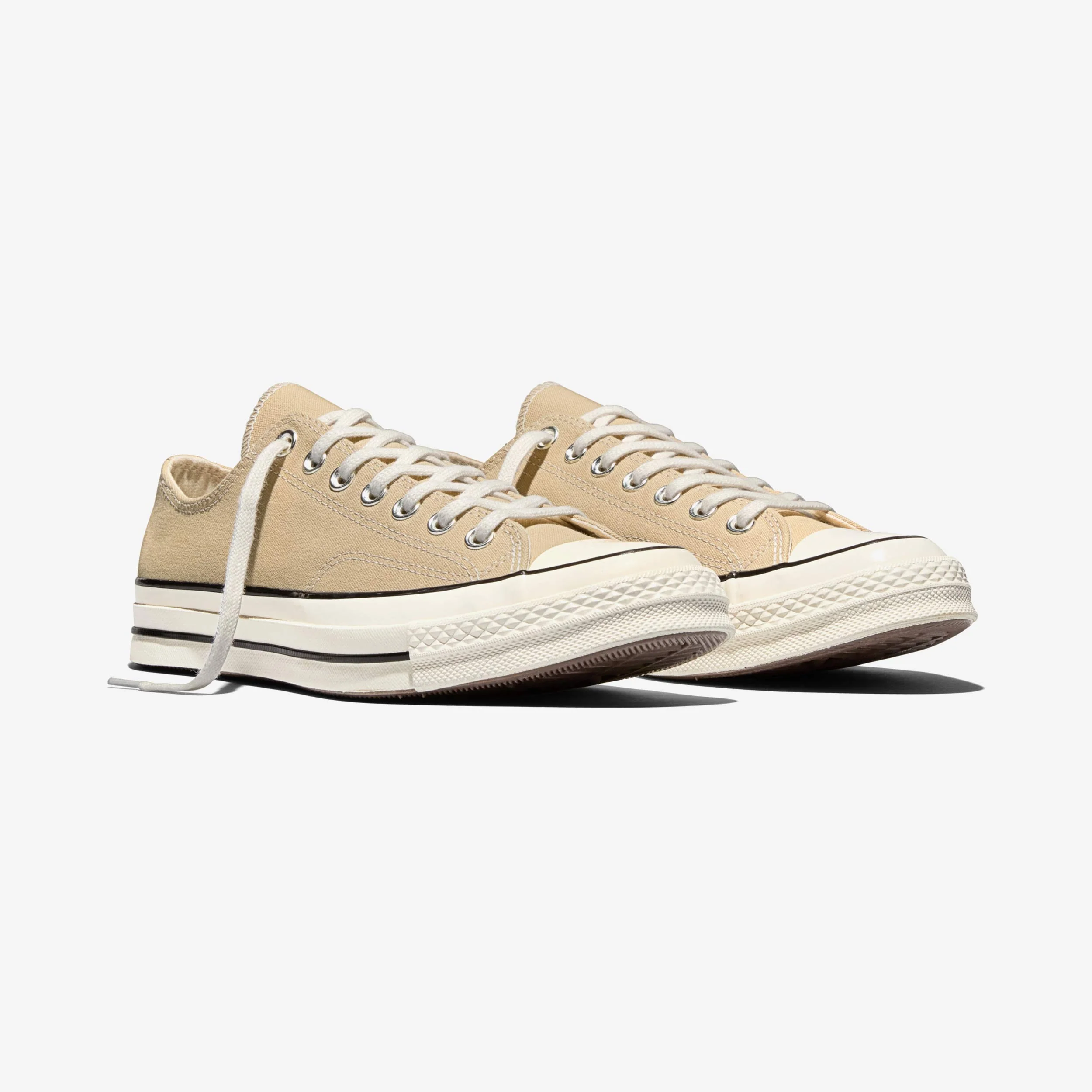 Chuck 70 - Image 2