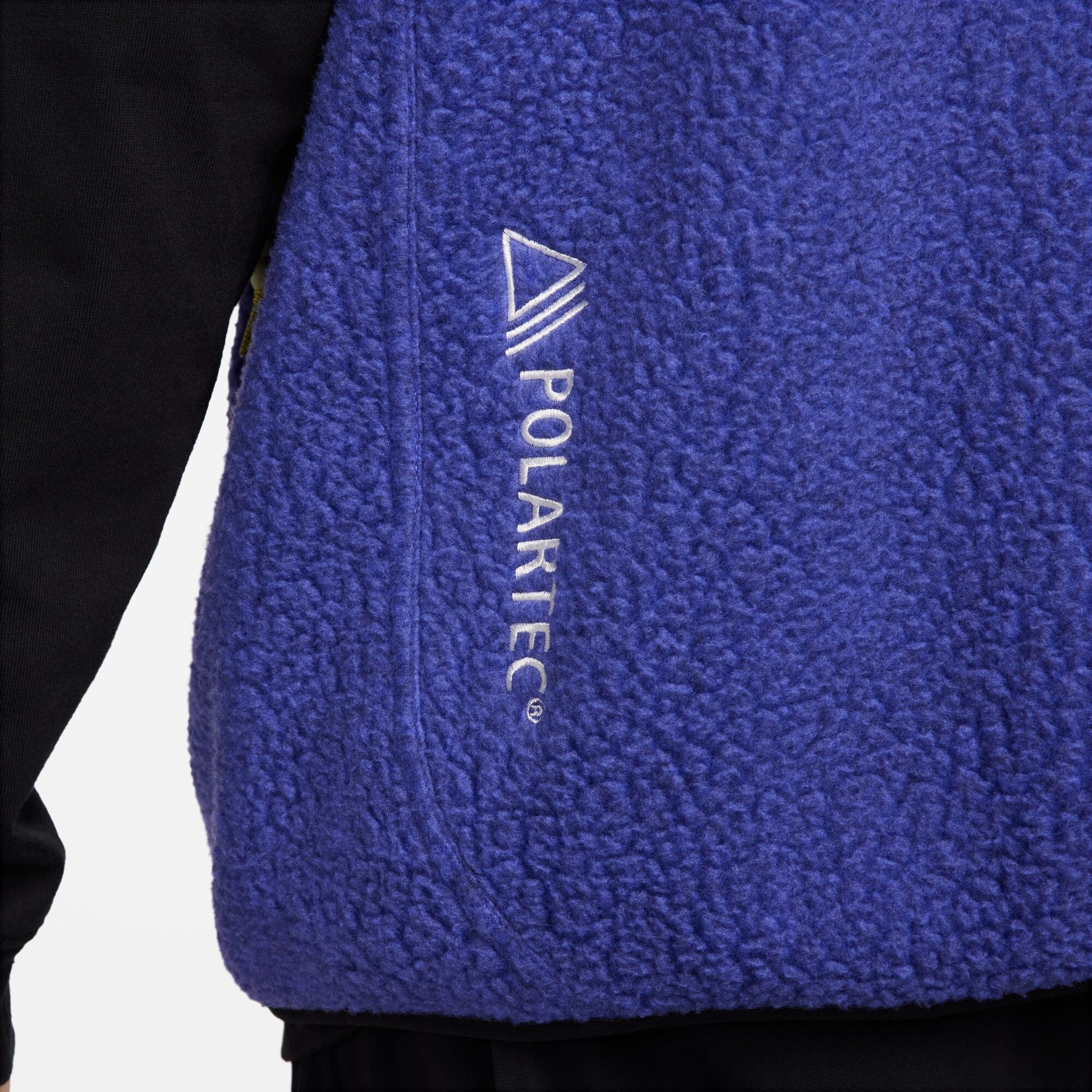 ACG Arctic Wolf Vest - Image 13