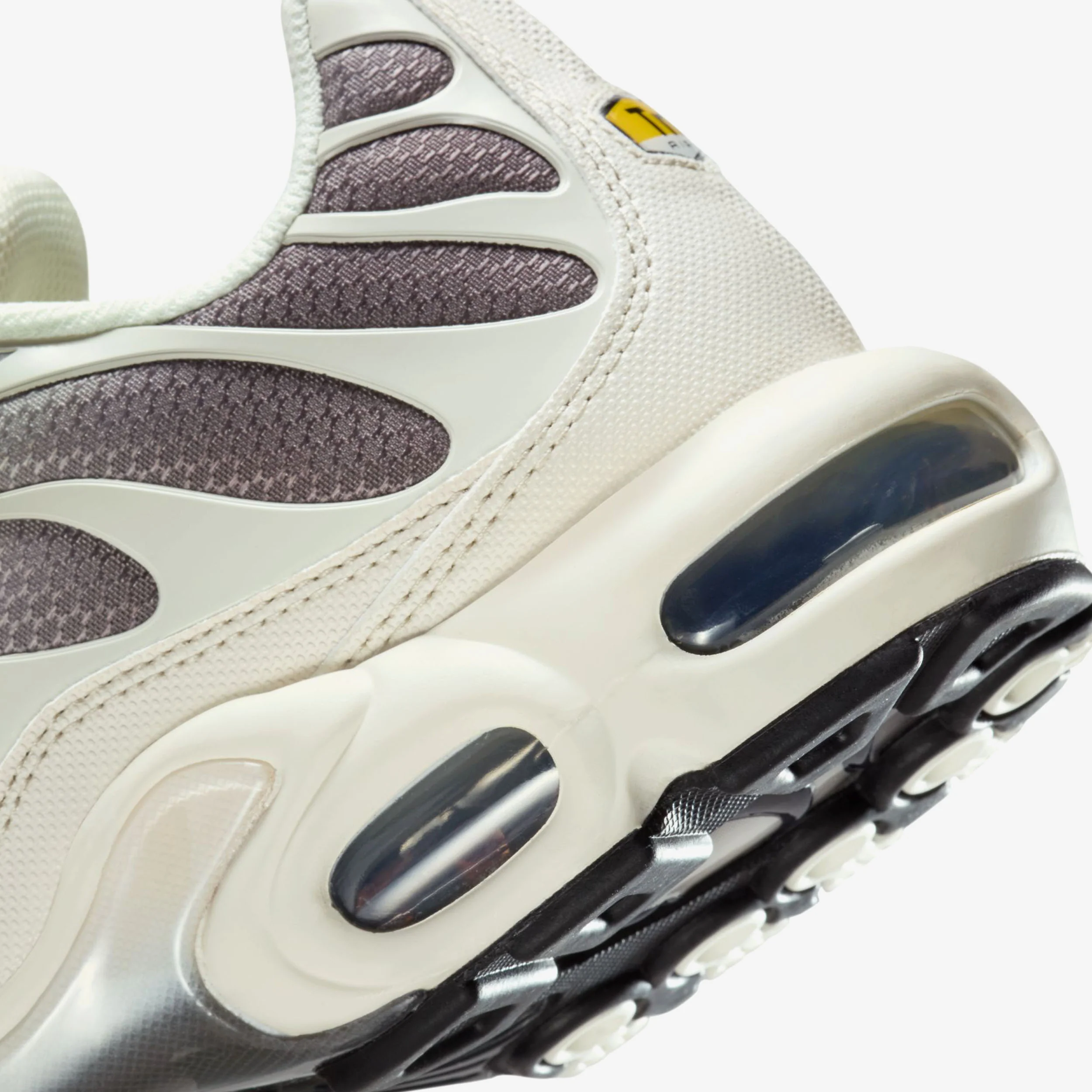 Air Max Plus - Image 8