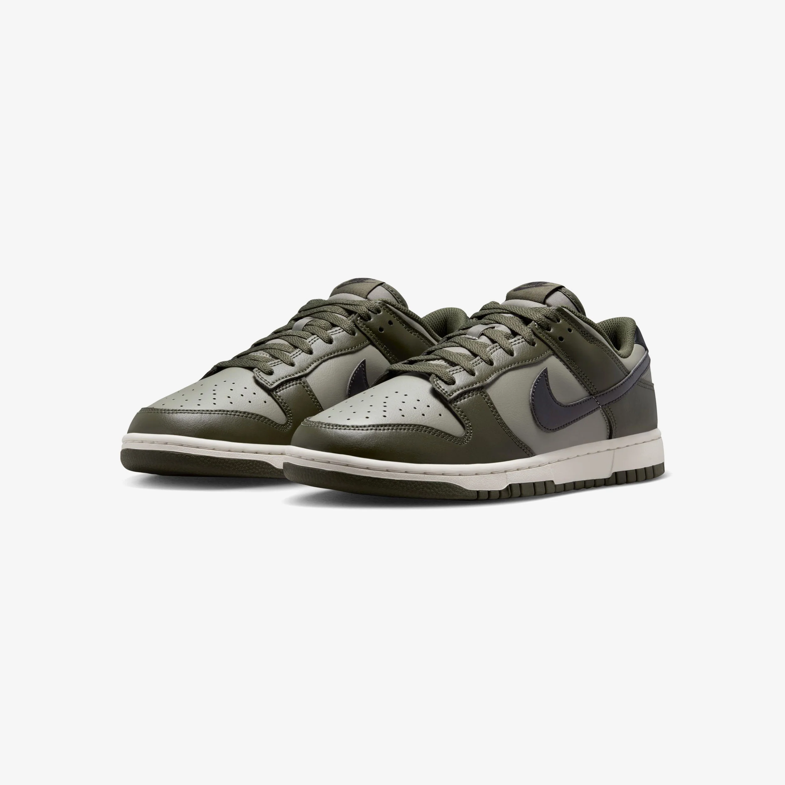 Dunk Low Retro - Image 3