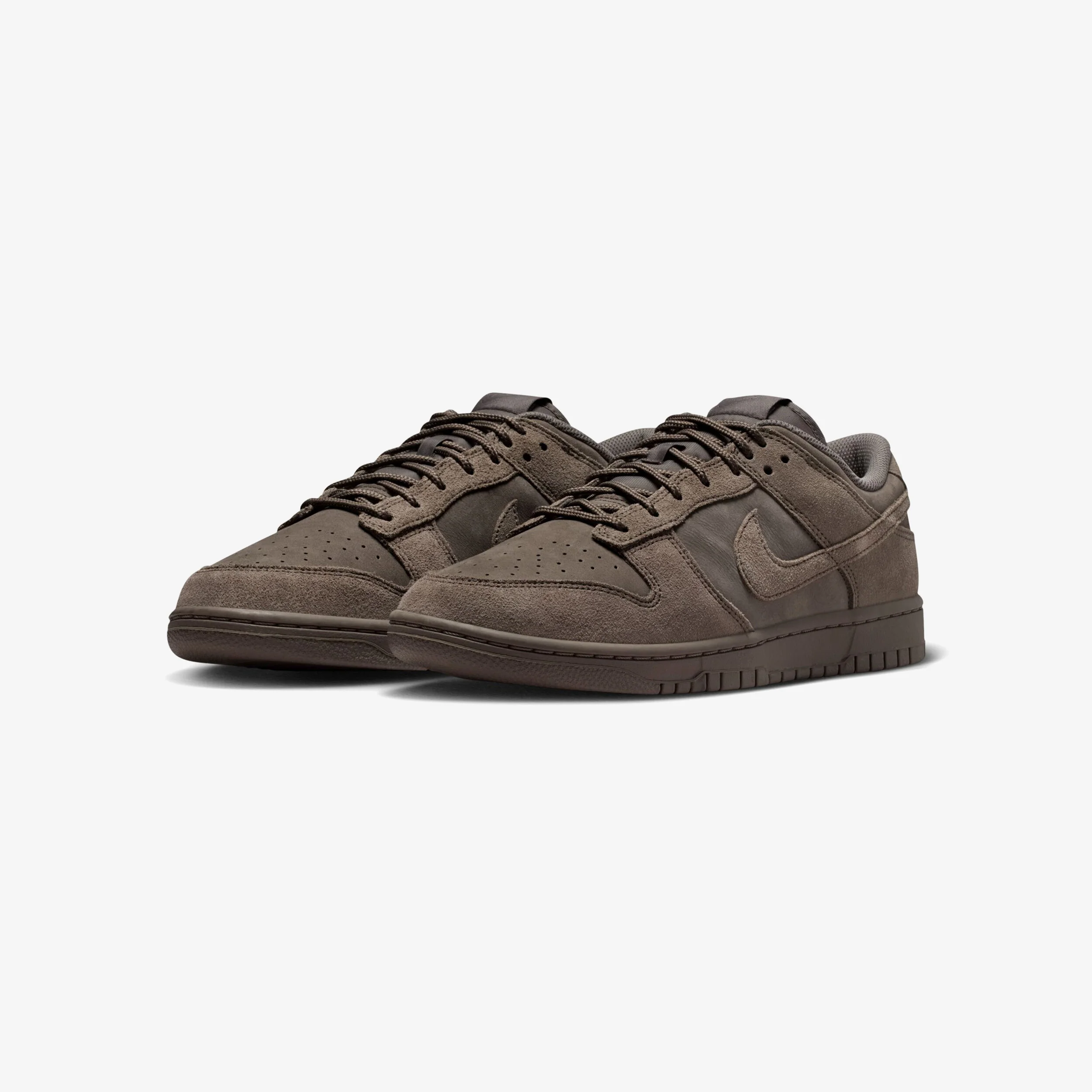 Dunk Low Retro SE - Image 2