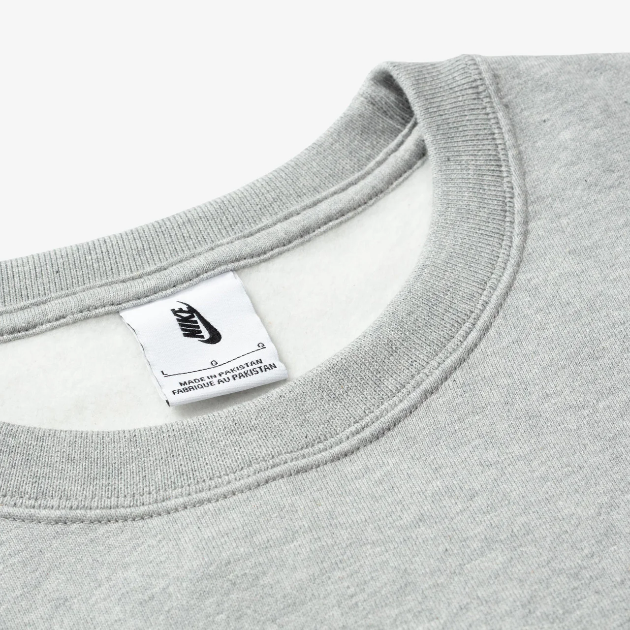 Solo Swoosh Fleece Crew - Image 12