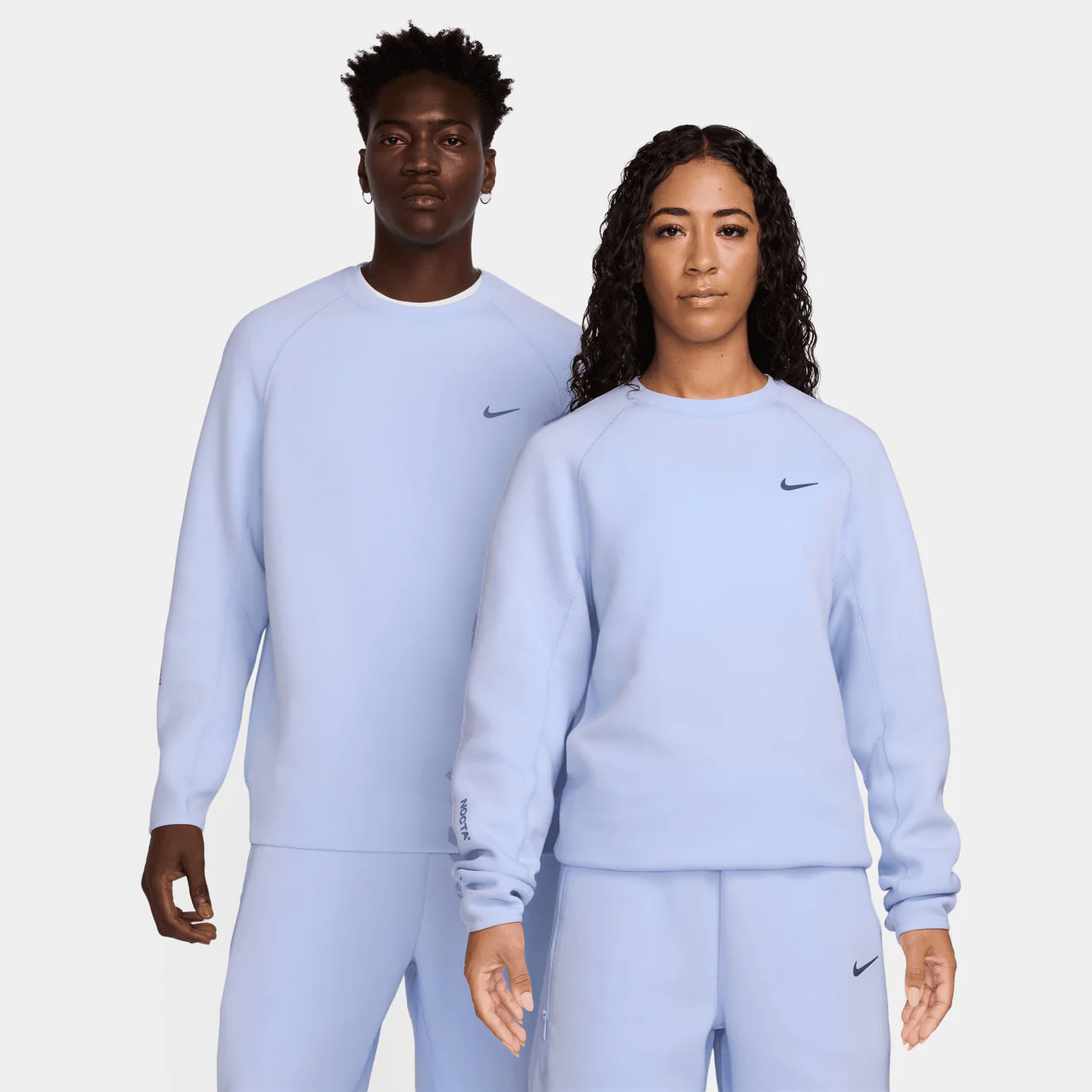 Tech Fleece Crew - Image 9
