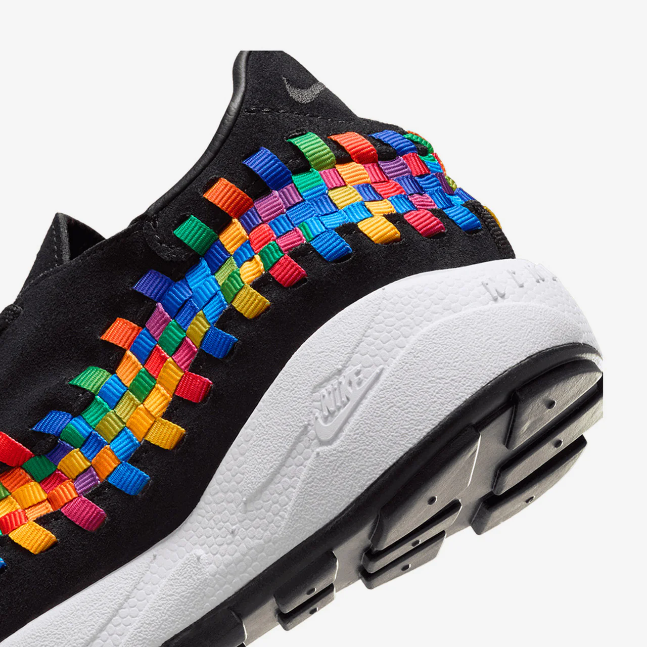 Wmns Air Footscape Woven - Image 7