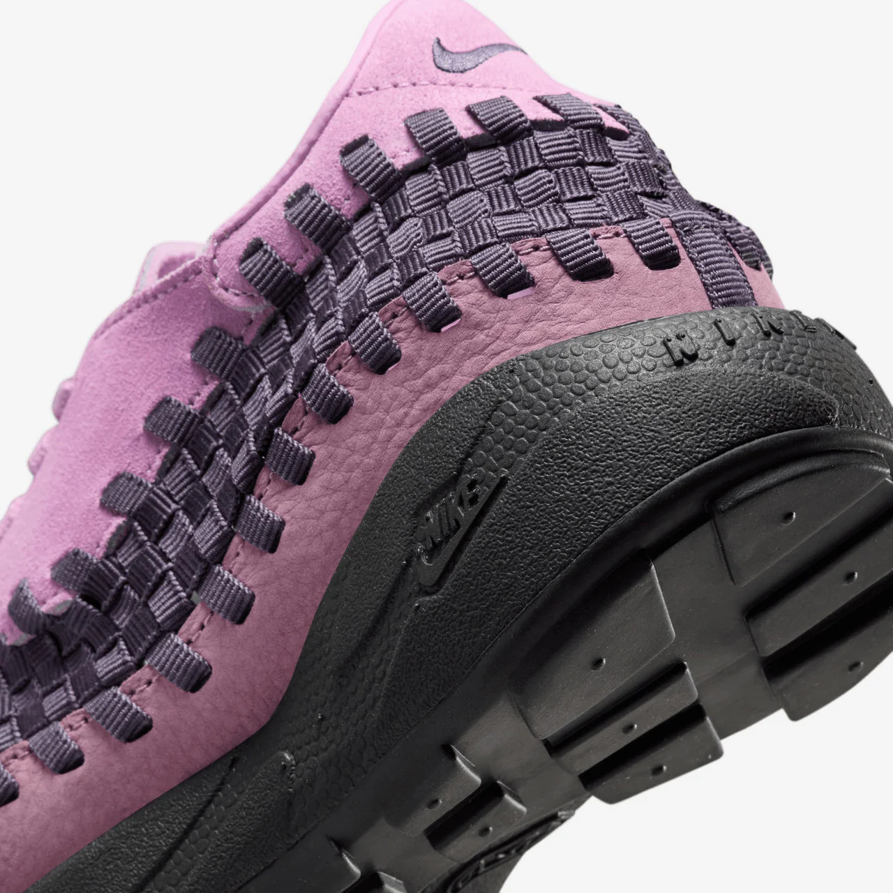 Wmns Air Footscape Woven - Image 7