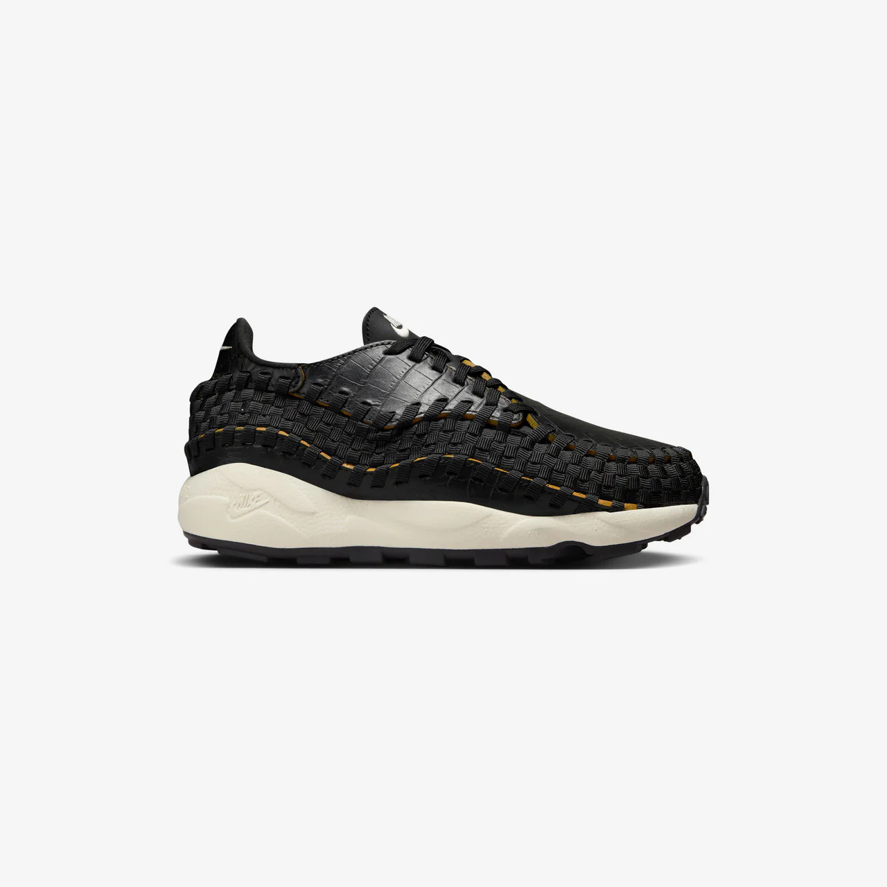 Wmns Air Footscape Woven PRM