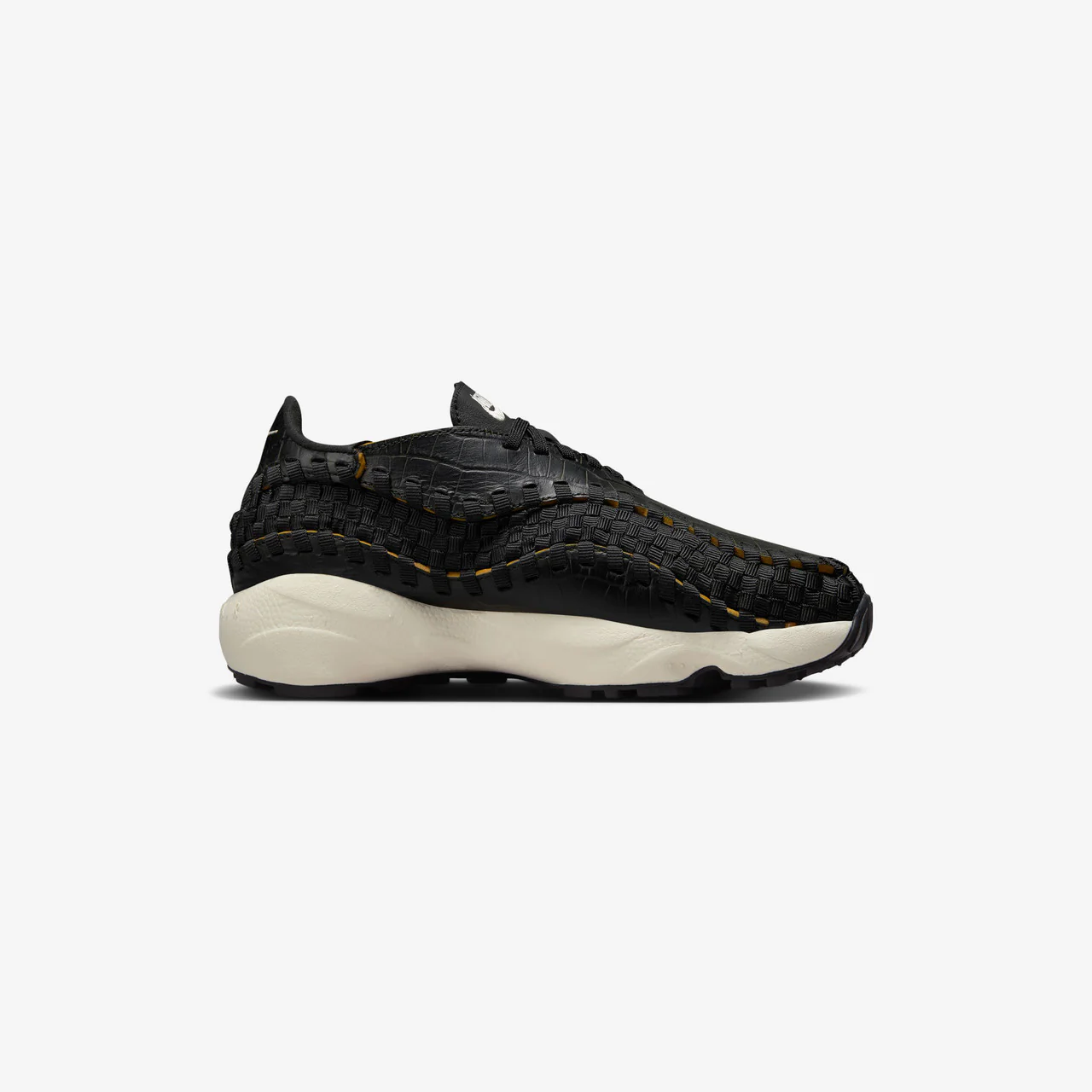 Wmns Air Footscape Woven PRM - Image 9
