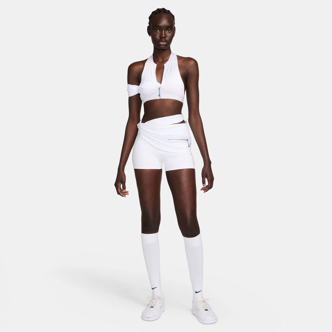 Wmns Le Layered Short x Jacquemus - Image 7