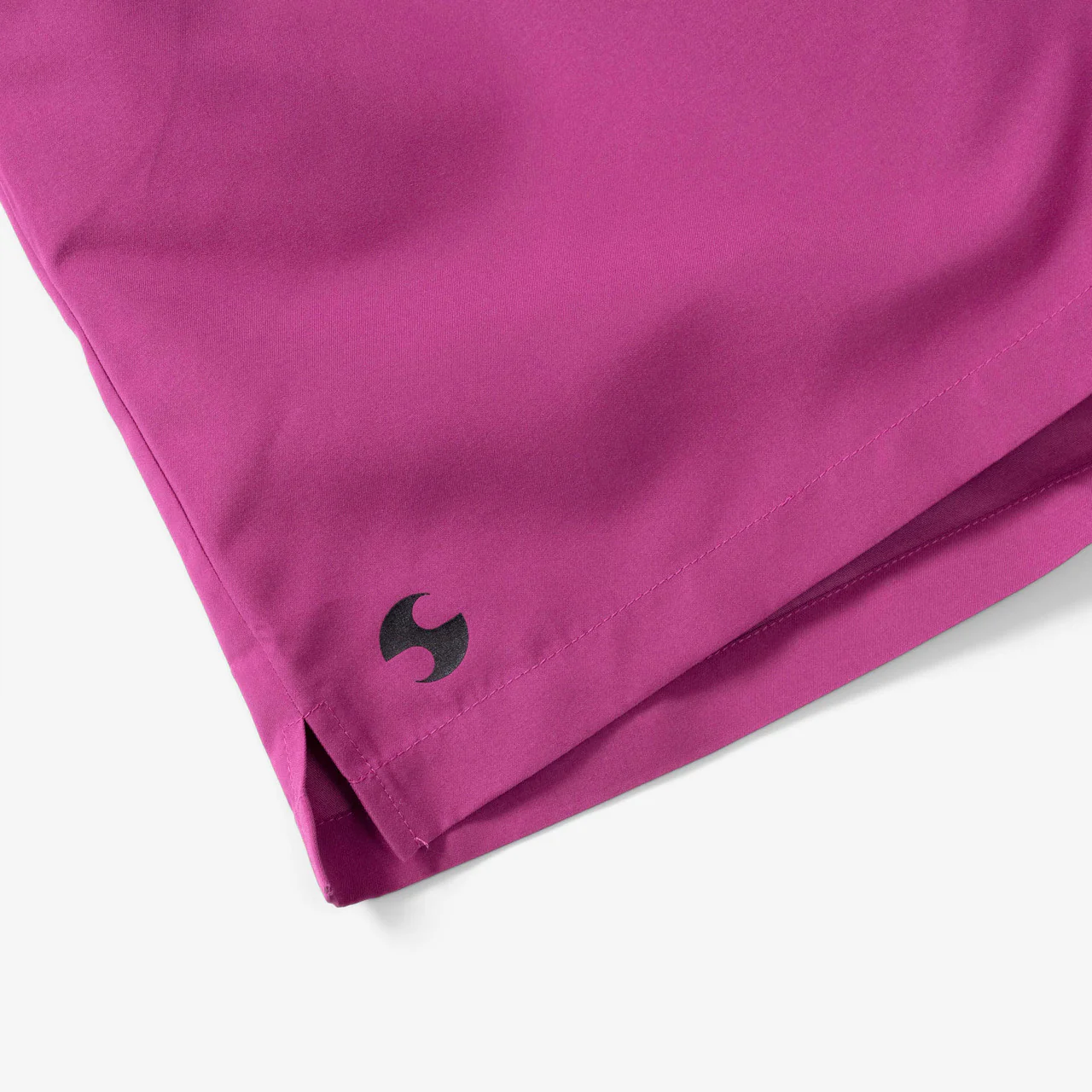 Wmns Calvìa Shorts - Image 3