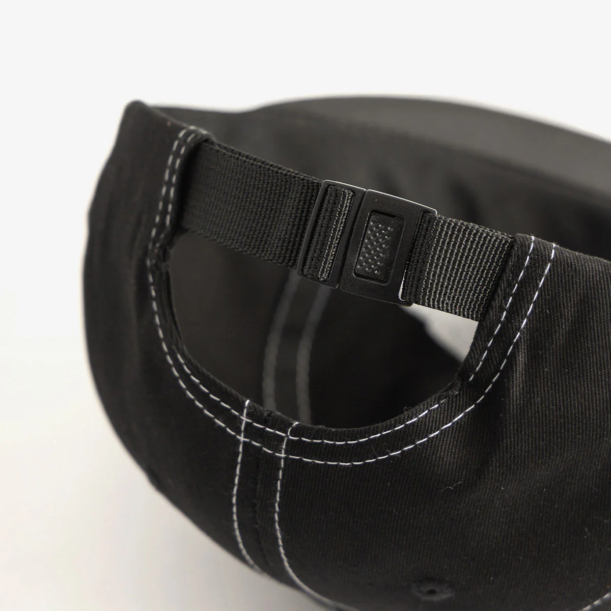Arch Logo Contrast Stitch - Image 4