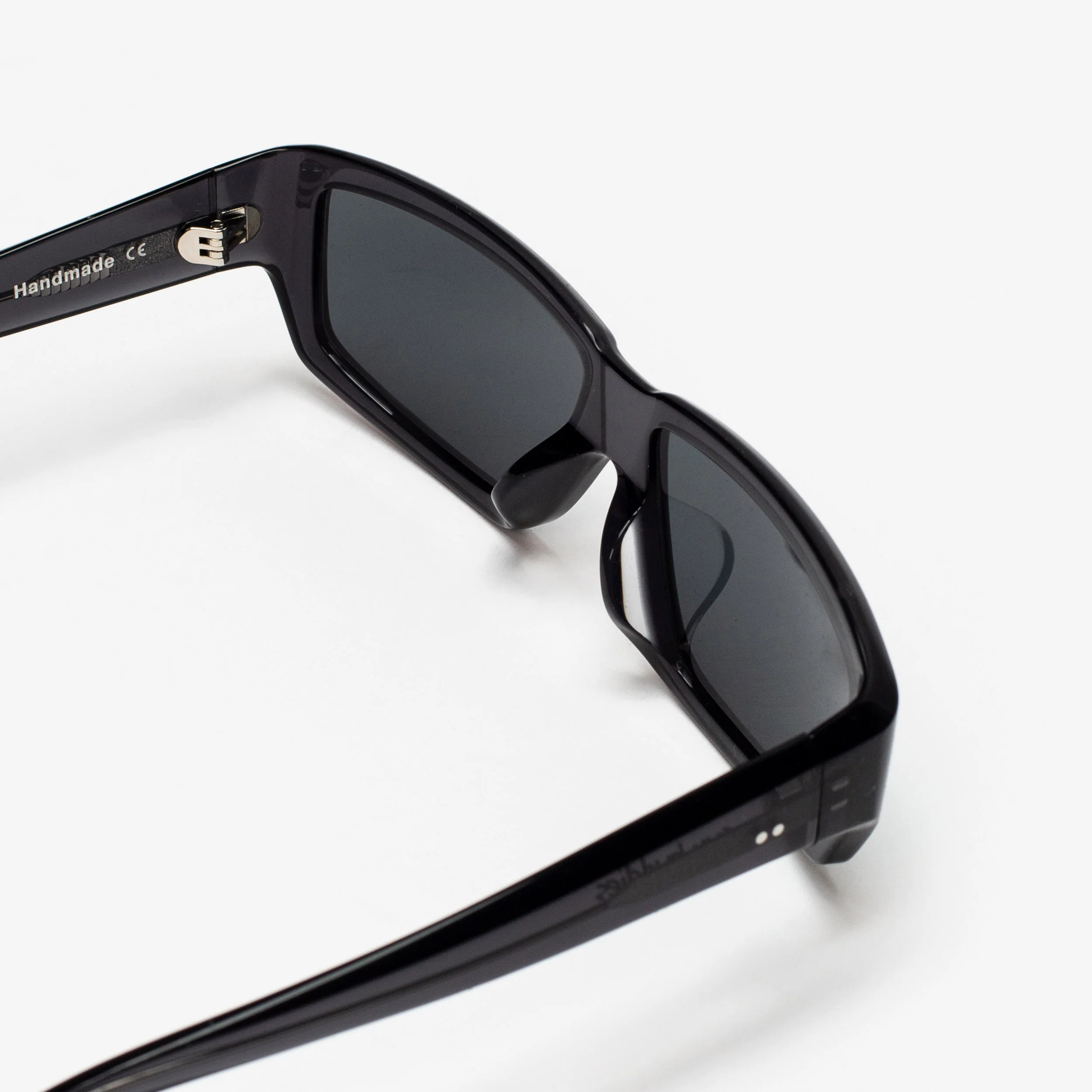 Rei Dark Transparent Grey - Image 3